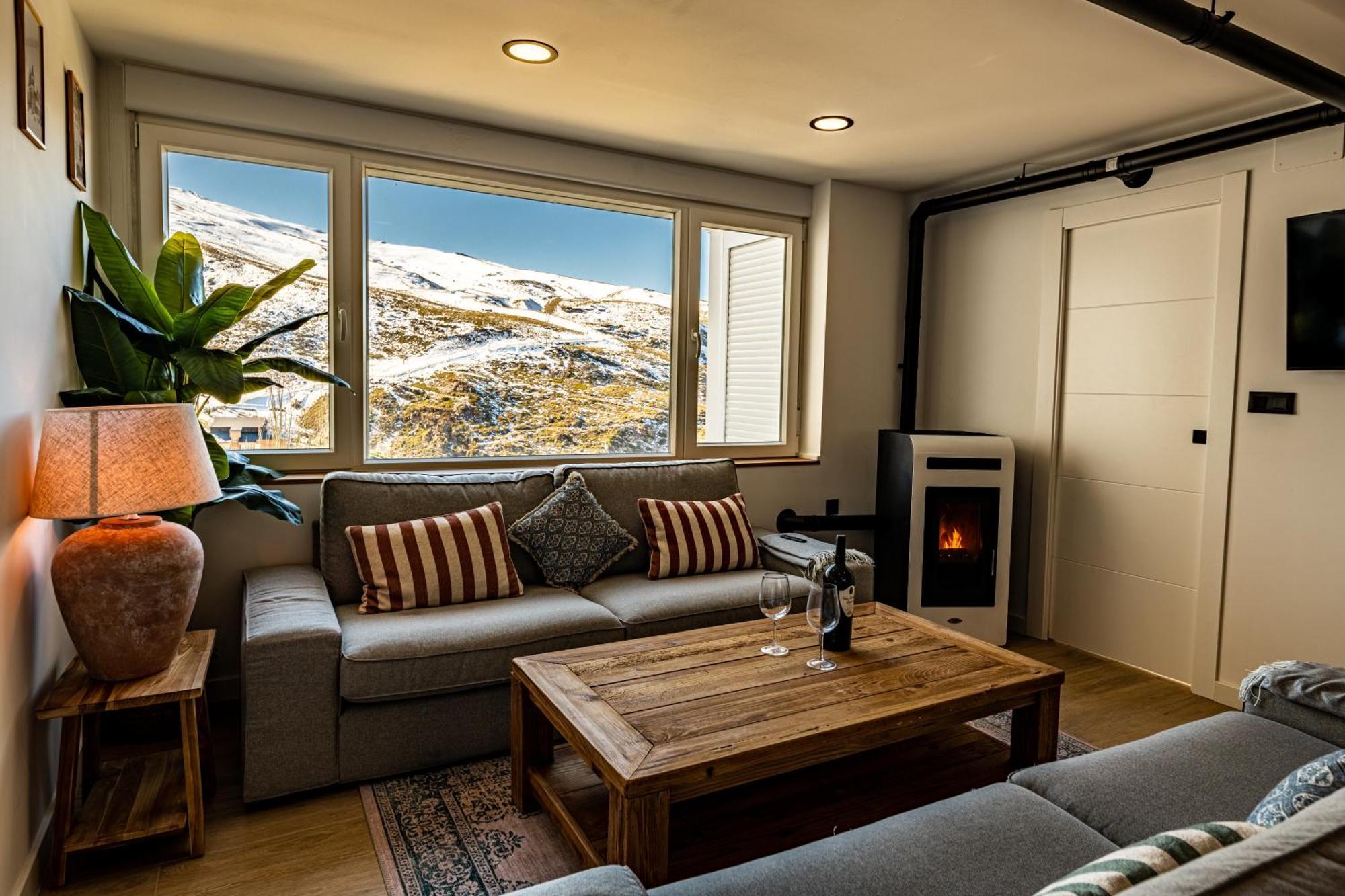 Luxury Refurnished Apartment With Private Parking Close To Ski Slopes Sierra Nevada Dış mekan fotoğraf